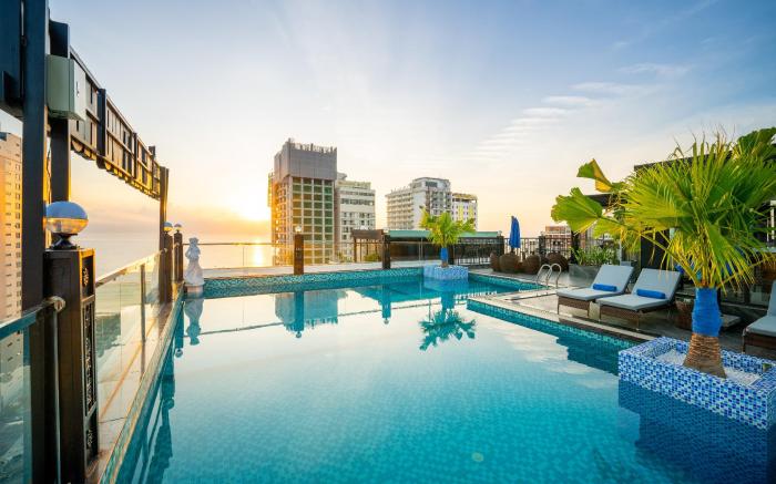 The Sail Hotel - My Khe Beach