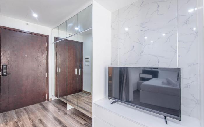 Vinhome Dcapitale- 1 bed room apartment C2.3601