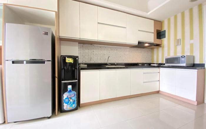 Wide 1BR Parahyangan Residence By Travelio