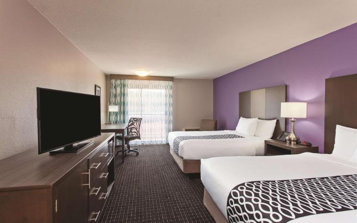 La Quinta Inn & Suites by Wyndham Pomona