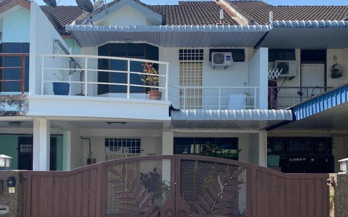 The Daun Homestay - Kepala Batas, Penang