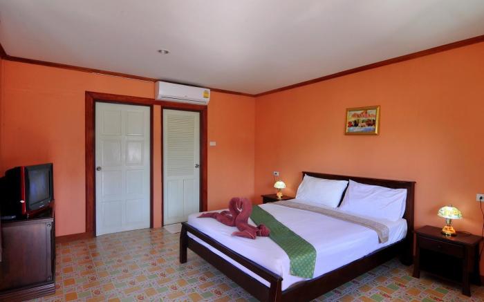 Phi Phi Sand Sea House