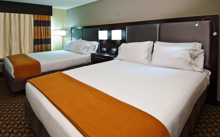 Holiday Inn Express & Suites Jackson/Pearl International Airport By IHG