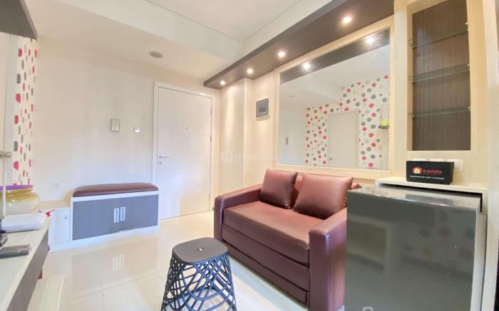 Cozy Serene 2BR Parahyangan Residence By Travelio