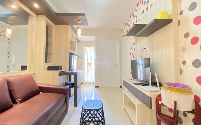 Cozy Serene 2BR Parahyangan Residence By Travelio
