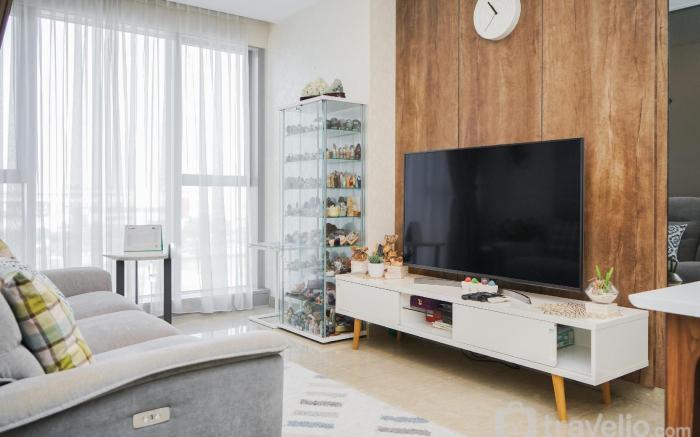 Minimalist Cozy 1BR at Branz BSD City By Travelio