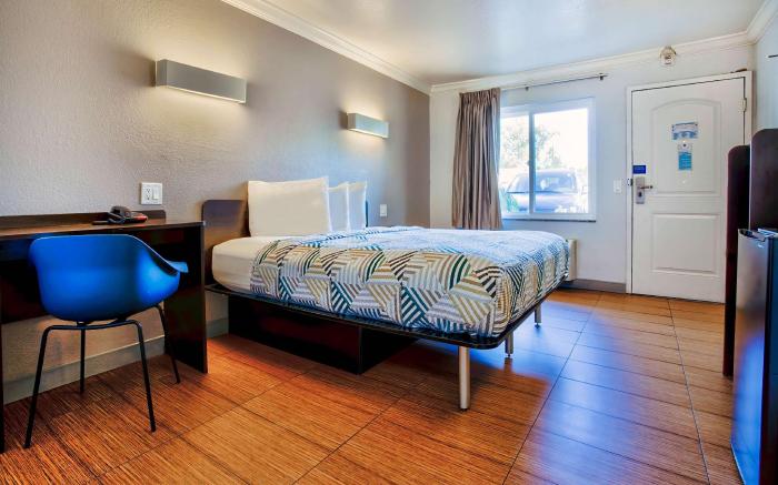 Motel 6 Menifee, CA
