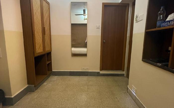 Hanu Reddy Residences Poes Garden