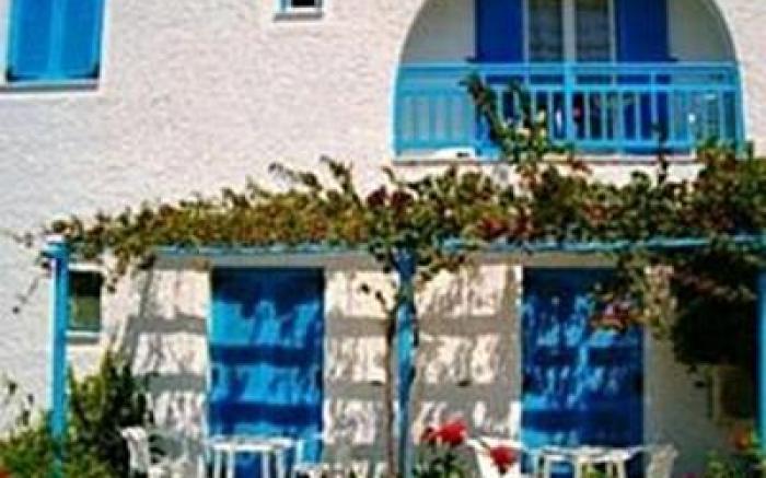 Birikos Studios and Apartments