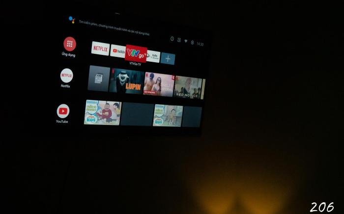 Netflix Couple