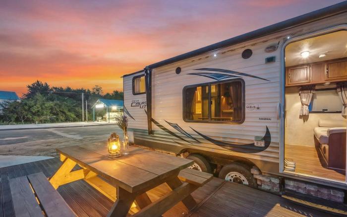 Goseong Jjun Camping Pension