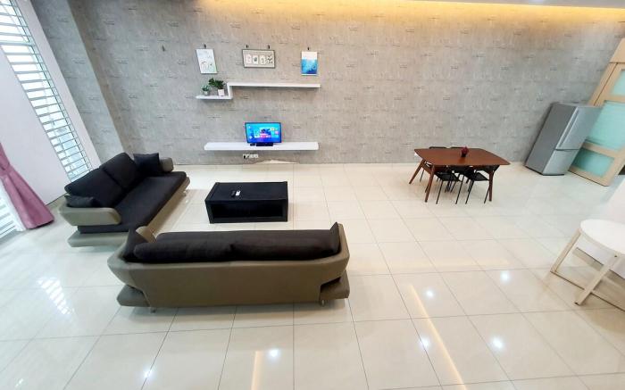 MODERN STYLISH 2STOREY HOUSE 8PAX@ALMA NEAR JUSCO