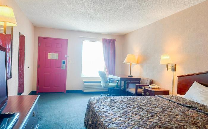 OYO Hotel East Macon I-75