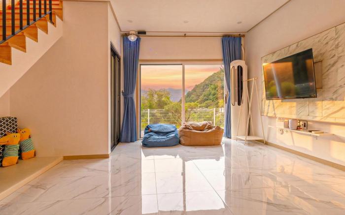 Gapyeong Gamseong216 Poolvilla Pension