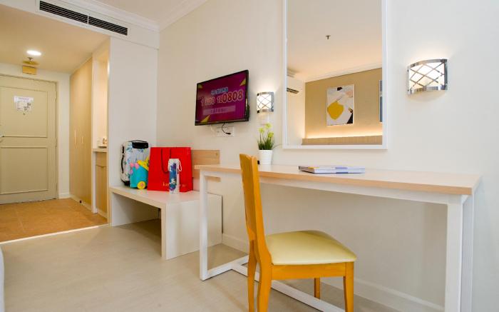 SWISS AVENUE HOTEL