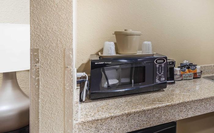 Comfort Suites Yukon - SW Oklahoma City