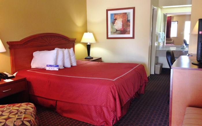 Americas Best Value Inn & Suites Yukon Oklahoma City