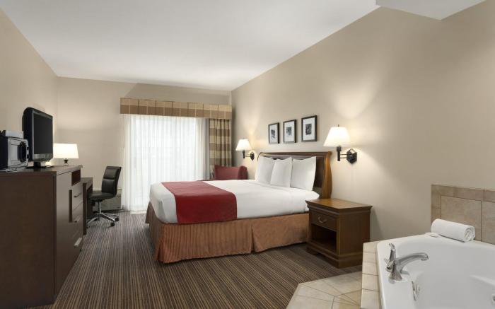 Country Inn & Suites by Radisson, Omaha Airport, IA