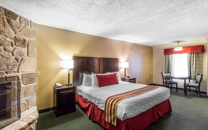 Clarion Inn & Suites