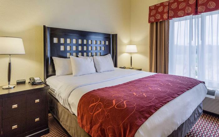 Comfort Suites Leesville near Fort Johnson