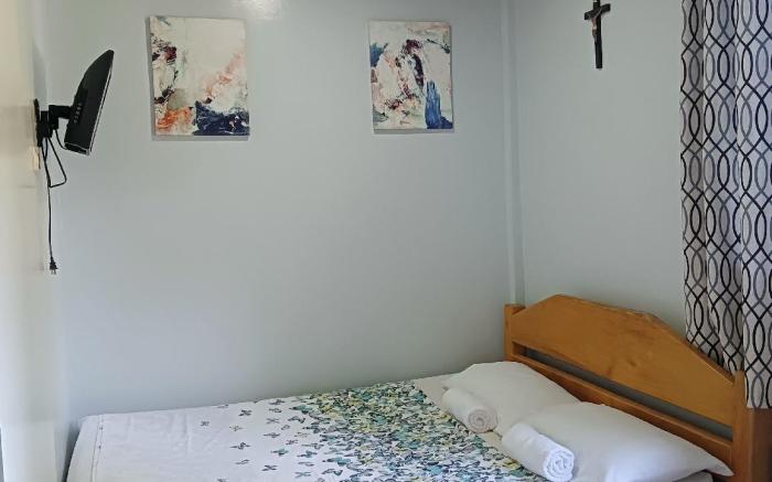 HM&B Backpackers Inn