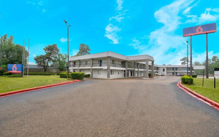 Motel 6 Texarkana, TX