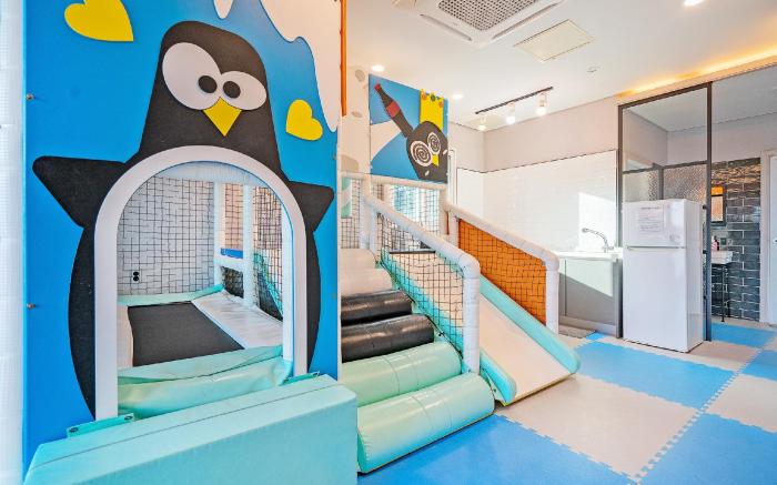 Taean Labelle Kids Poolvilla