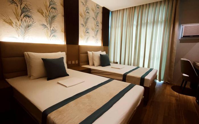 HOTEL JOHN