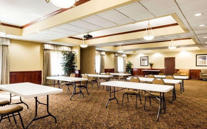 Comfort Suites Central Corpus Christi Central