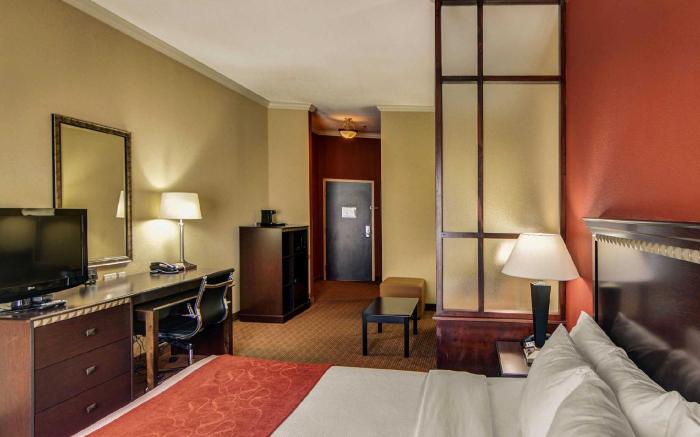 Motel 6 Fort Worth, TX – I-35 & I-20