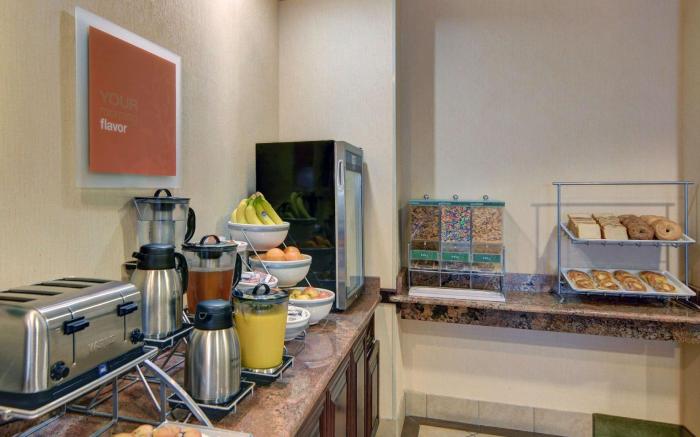 Motel 6 Fort Worth, TX – I-35 & I-20