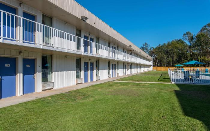 Americas Best Value Inn Hamilton