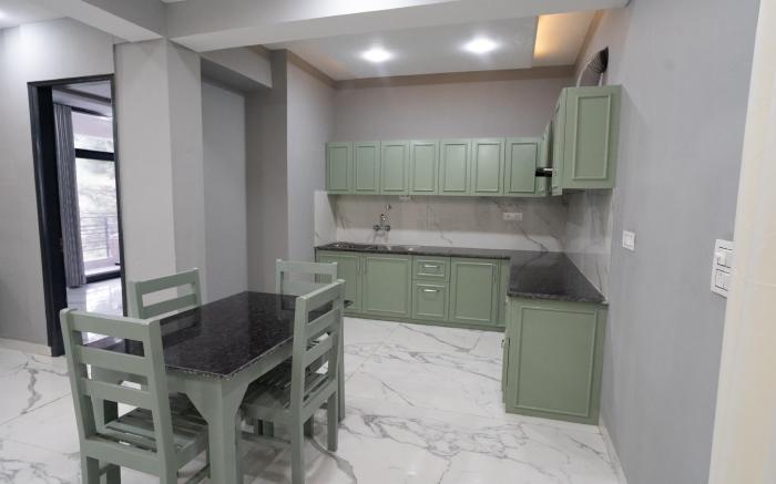 HILL CREST 2 BEDROOM APARTMENT