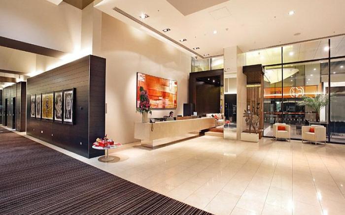 Luxury suite, most prestigious location Melbourne