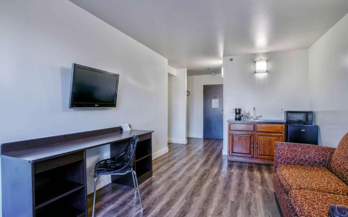 Motel 6 Hesperia, CA - West Main Street - I-15