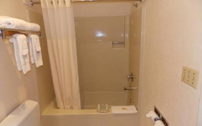 Quality Inn & Suites Capitola By the Sea