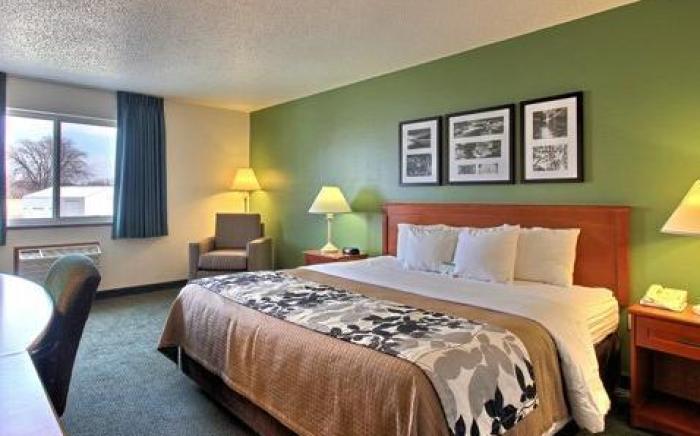 Sleep Inn & Suites