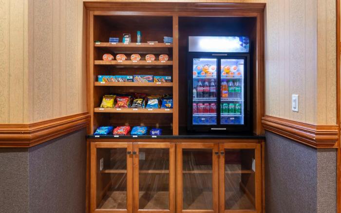 Best Western Plus Bradbury Inn and Suites