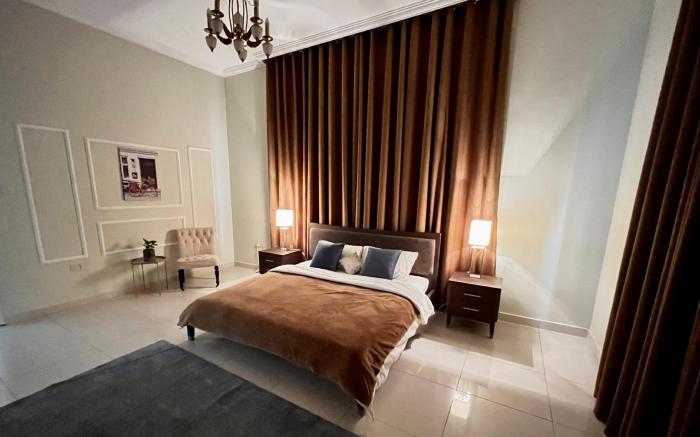 Spacious Independent villa
