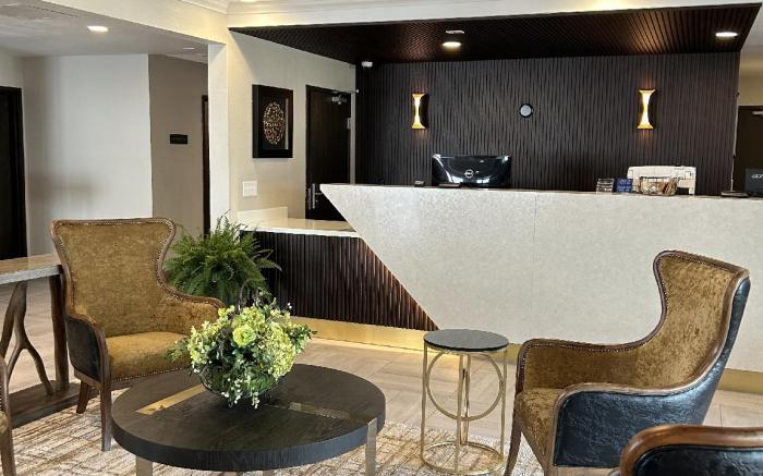 Brady Hotel
