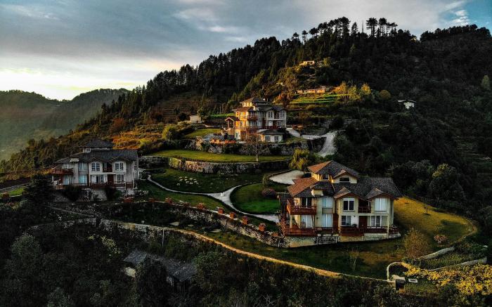 The Hosteller Mussoorie By The Streamside, Kempty