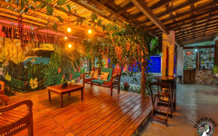 La Gloria House