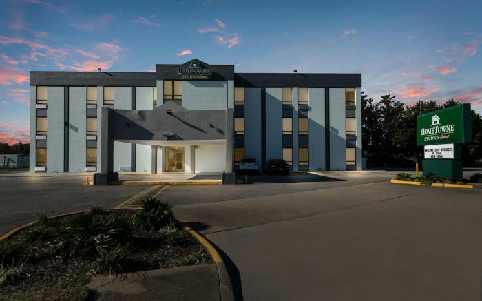 HomeTowne Studios Newport News – Hampton West