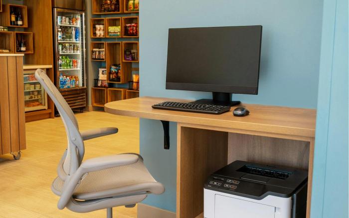 Element Sacramento Airport