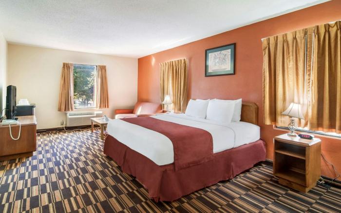 Red Carpet Inn Newark Airport