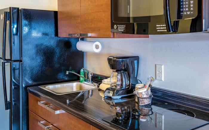 My Place Hotel Hurricane