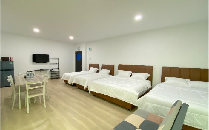 CN Homestay A2 Floor 1 at Nagoya Hill Mall