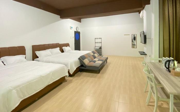 CN Homestay C3 Floor 3 at Nagoya Hill Mall
