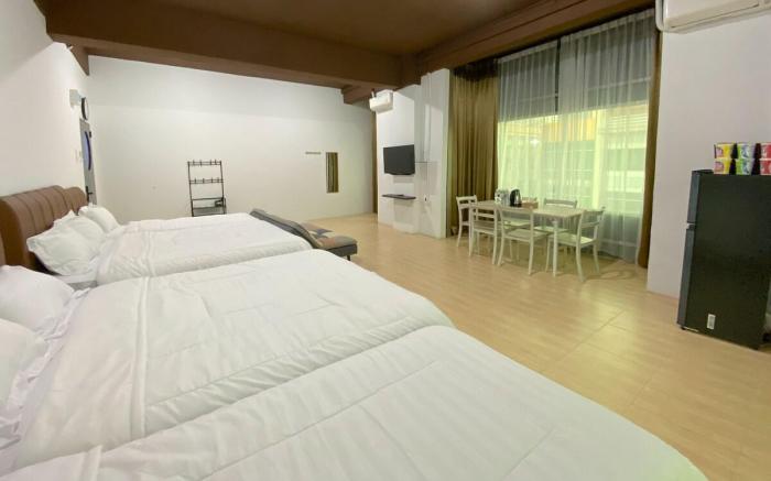 CN Homestay C3 Floor 3 at Nagoya Hill Mall