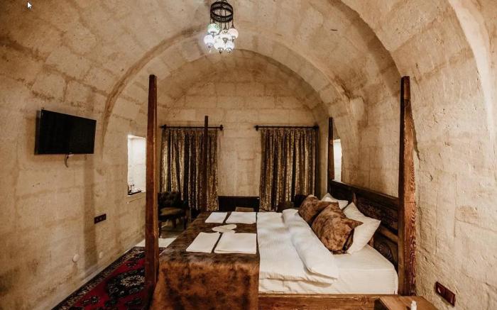 Romantic Cave Hotel